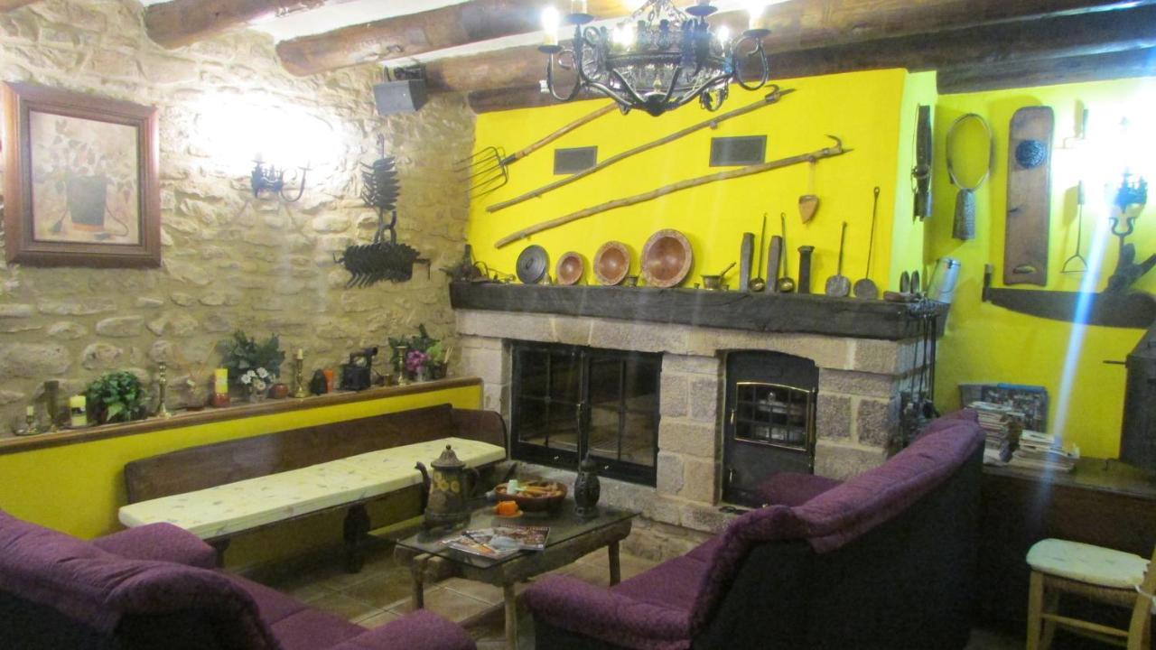 Hotel La Posada De Villalangua Extérieur photo