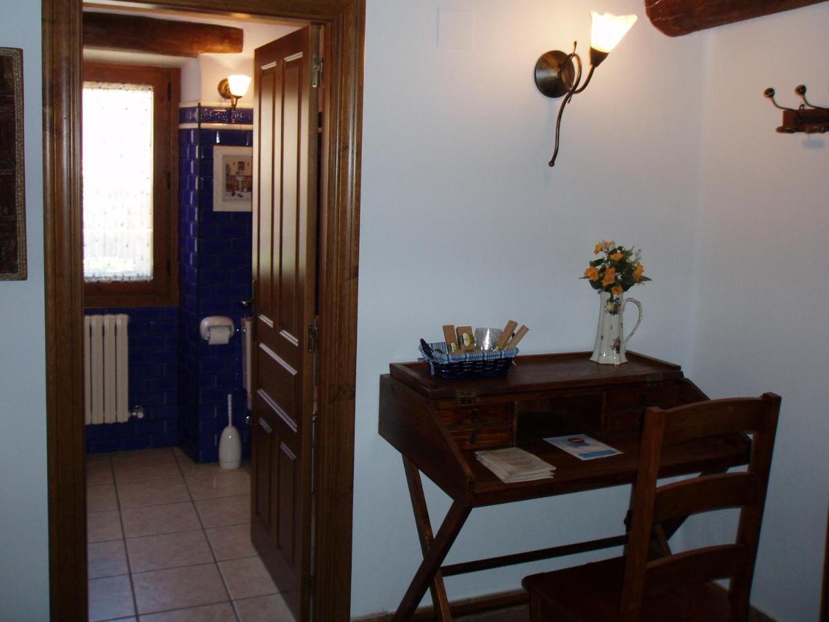 Hotel La Posada De Villalangua Extérieur photo