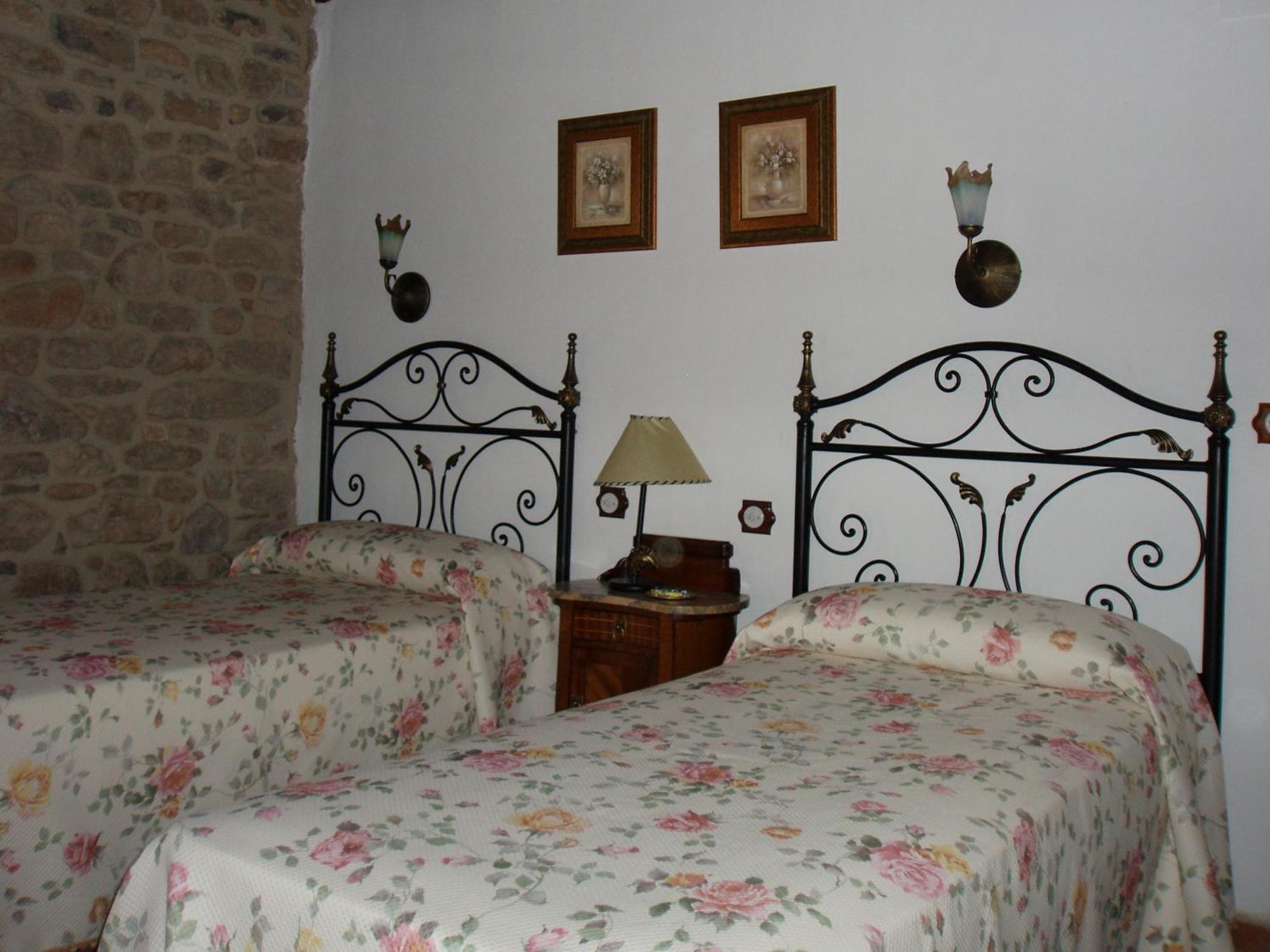 Hotel La Posada De Villalangua Extérieur photo